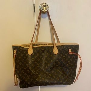 Louis Vuitton Purse with Vallet